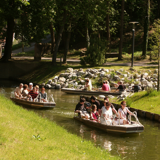 Jardins d'O de Nismes, eco trip aboard an electric boat