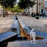 Breughel paintings as statues in Brussels